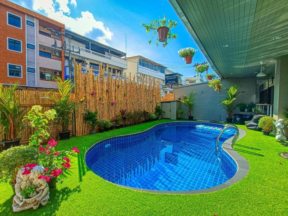 Noble House Hotell Phuket Eksteriør bilde